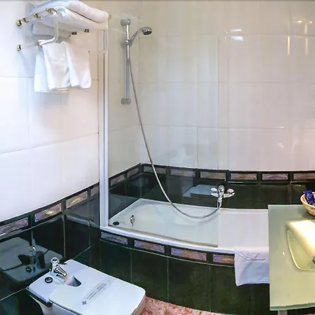 Hotel Reino De Granada