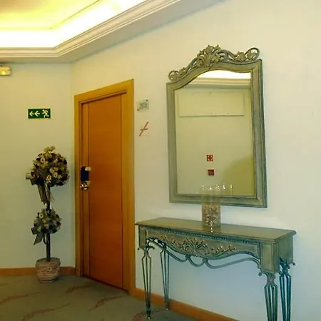 Reino De Hotel