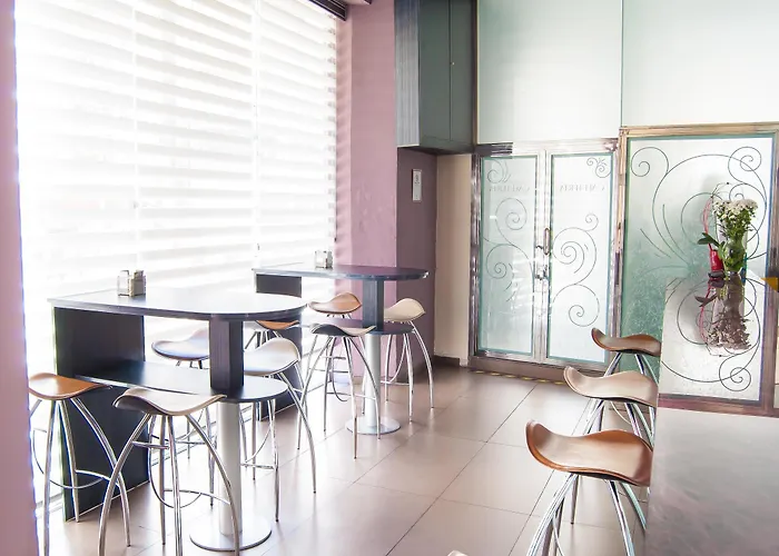 Reino De מלון גרנדה