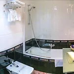 Hotel Reino De Granada