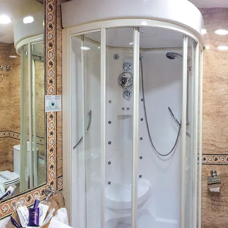 Reino De Hotel