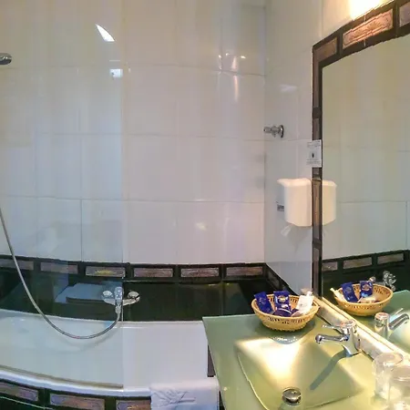 Reino De Hotel 3*